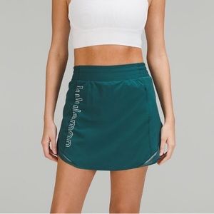 NWT Lululemon Hotty Hot HR Skirt Long in Green Jasper